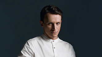 Новогоднее поздравление от руководителя балетной труппы Александра Омара - НОВАТ